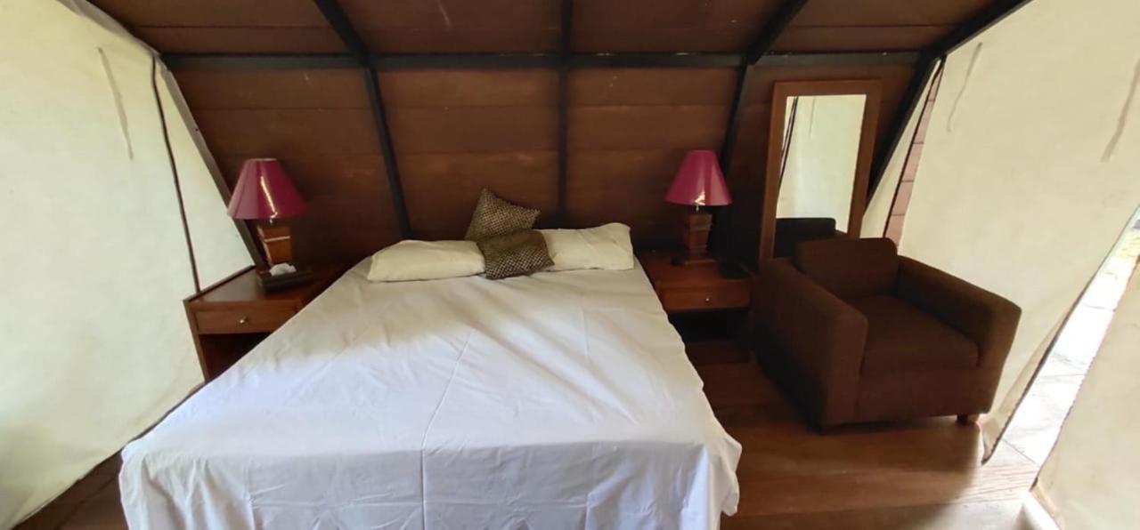 Seribu Batu Songgo Langit Resort & Camp Bantul Extérieur photo