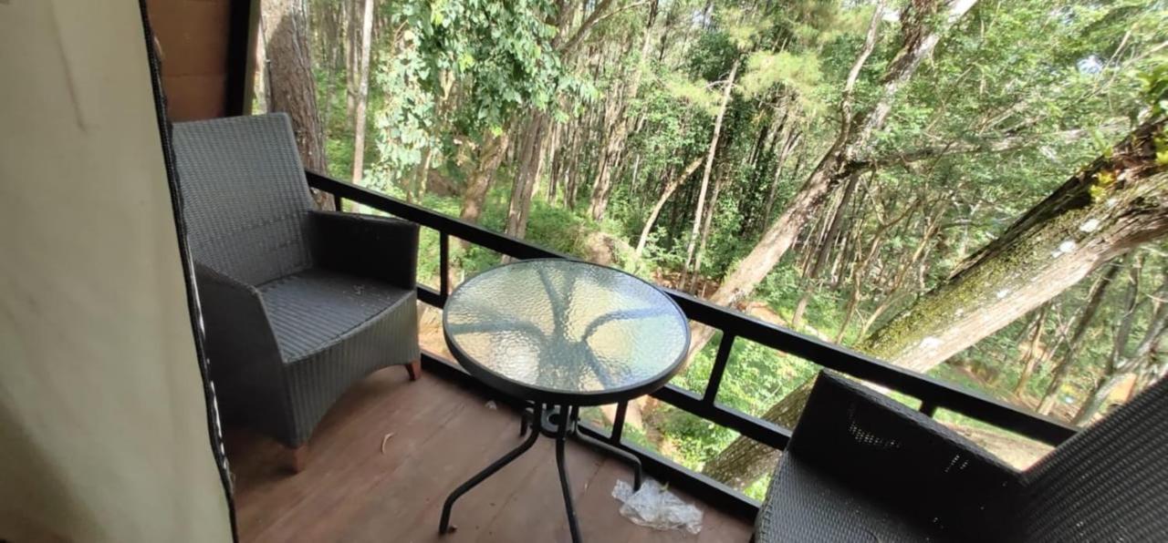 Seribu Batu Songgo Langit Resort & Camp Bantul Extérieur photo